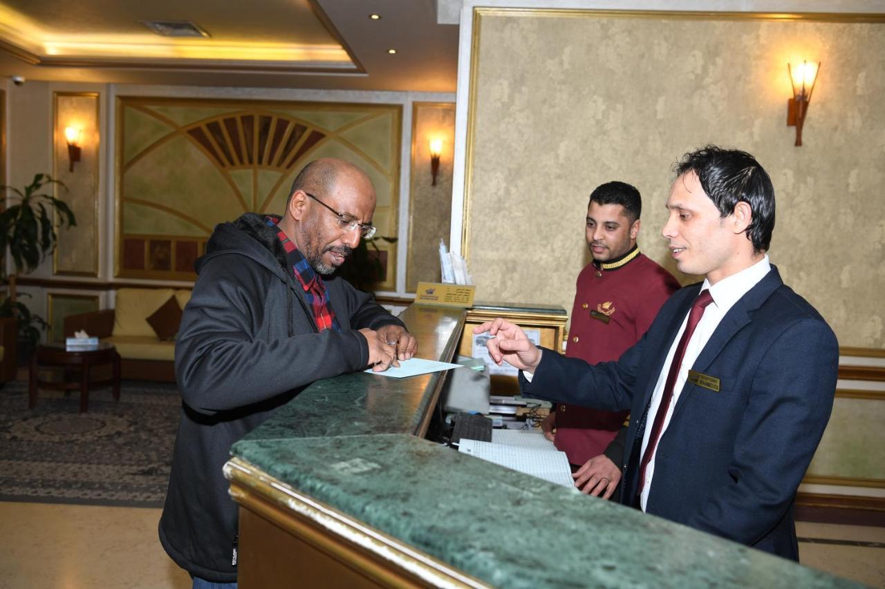 Continental Suite Farwaniya Kuwait City Bagian luar foto