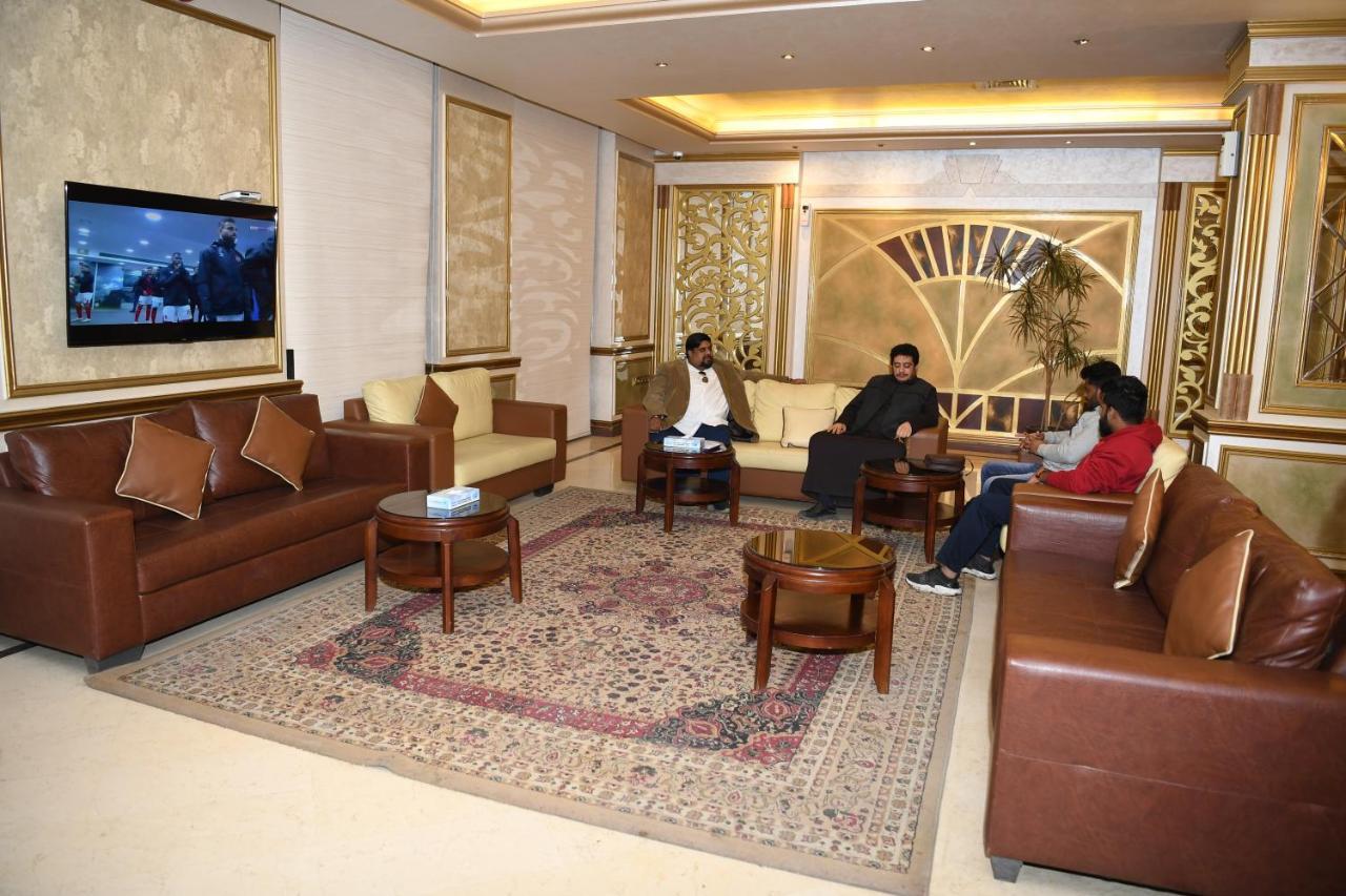 Continental Suite Farwaniya Kuwait City Bagian luar foto